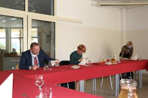 97241902_3075008939227129_564236373435875328_o